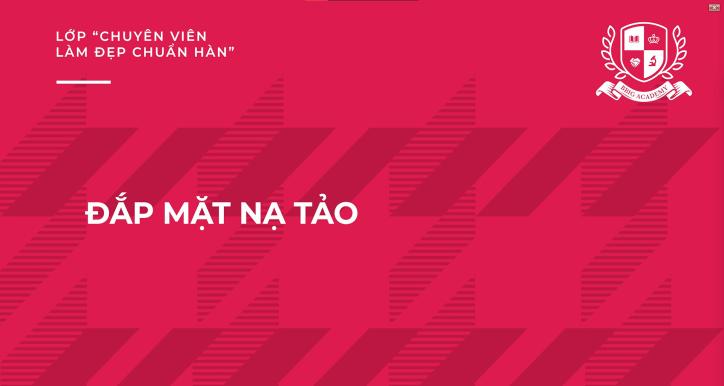 Đắp mặt nạ tảo