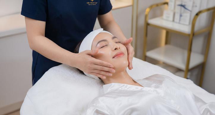 CHĂM SÓC DA CHUYÊN SÂU