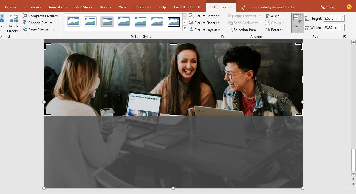 Cách tạo bố cục 1/2 trong Powerpoint 1