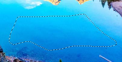 Cắt ảnh trong Photoshop: Tạo vùng chọn với Lasso Tool