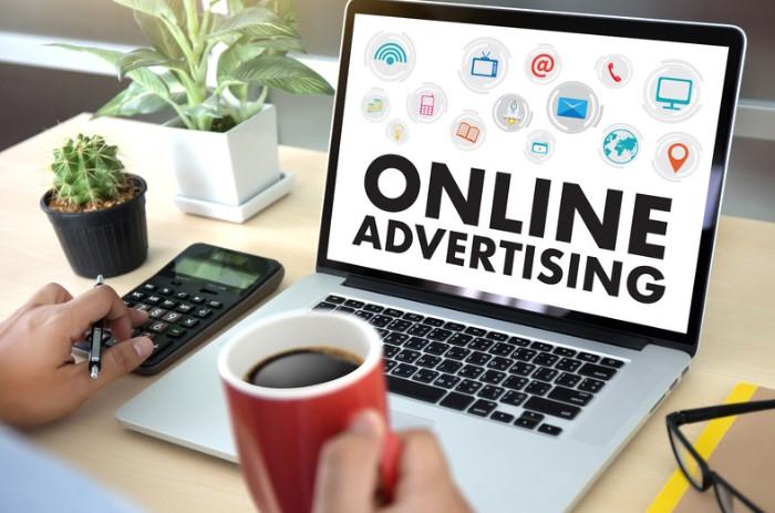 Quảng cáo trực tuyến là cách tăng cường awareness phổ biến