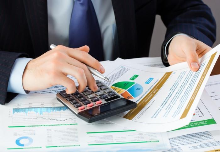 Theo dõi và quản lý thu chi là công việc của kế toán