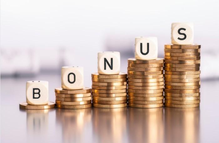 Bonus là khoản tiền thưởng của doanh nghiệp dành cho người lao động
