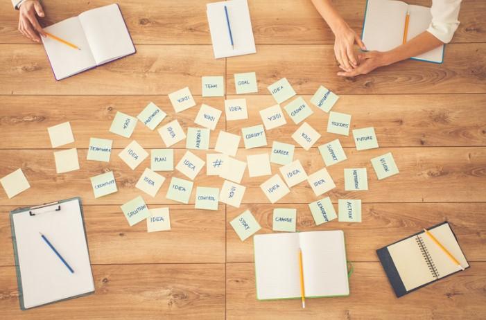 Chơi với chữ là một trong những cách kích thích sự sáng tạo khi brainstorming