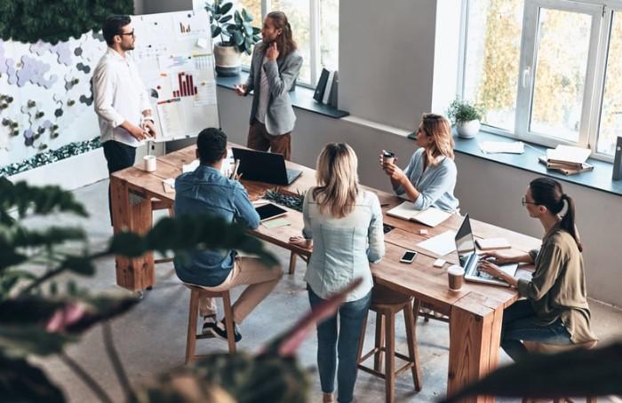 Phát triển ý tưởng bằng cách đưa ra phản hồi tích cực