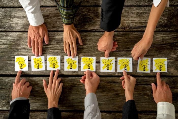 6 - 10 người là số thành viên ký tưởng cho một buổi brainstorming