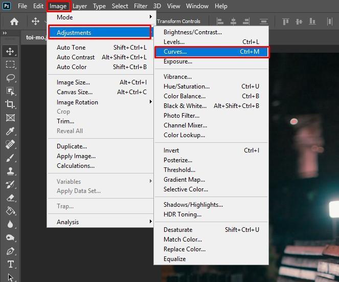 Chọn chức năng Curves để chỉnh sáng ảnh