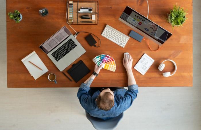 Sự đồng nhất là yếu tố bắt buộc khi thiết kế bộ nhận diện thương hiệu