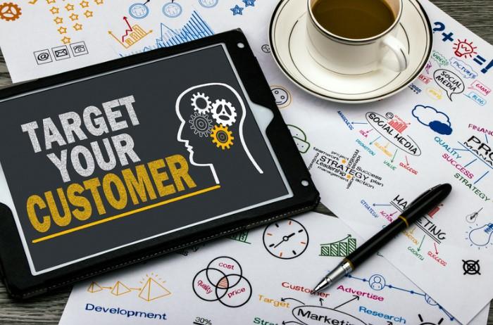 Hiểu khách hàng mục tiêu để đánh giá các yếu tố khiến họ ra quyết định mua hàng