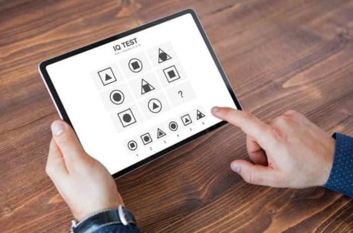 Làm các bài kiểm tra IQ là cách để hiểu khả năng của bản thân
