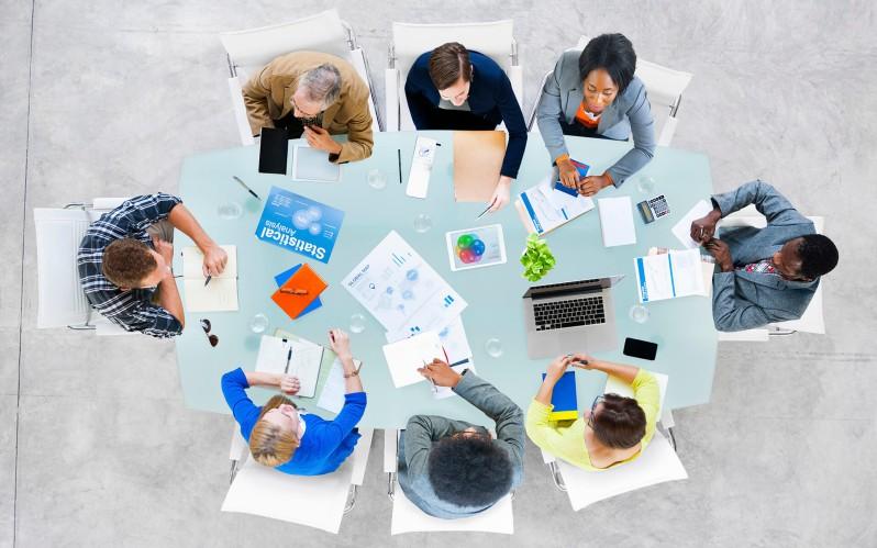 Sự giống và khác nhau giữa KPI và OKR là gì?