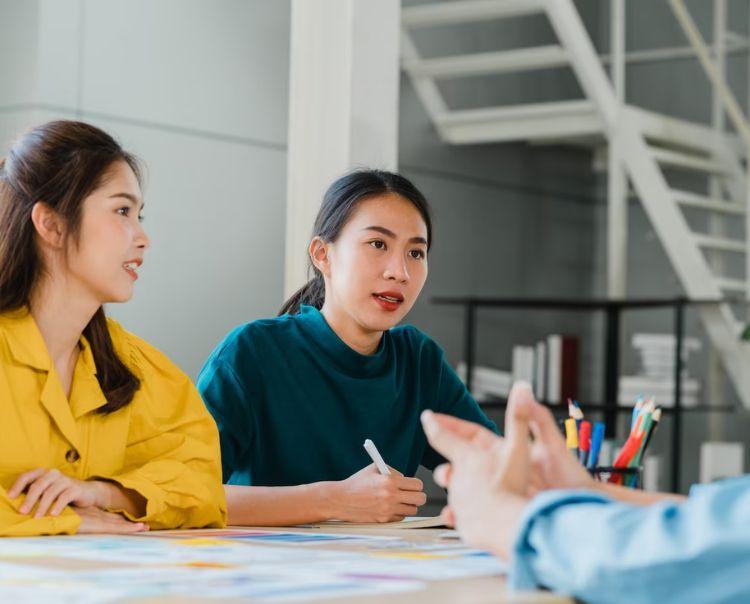 Administrative assistant là công việc gì? Lương cao không?