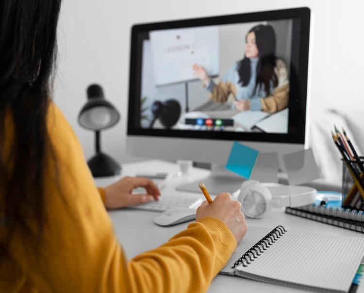 Đào tạo cho nhân sự mới giúp họ nhanh hòa nhập với môi trường làm việc