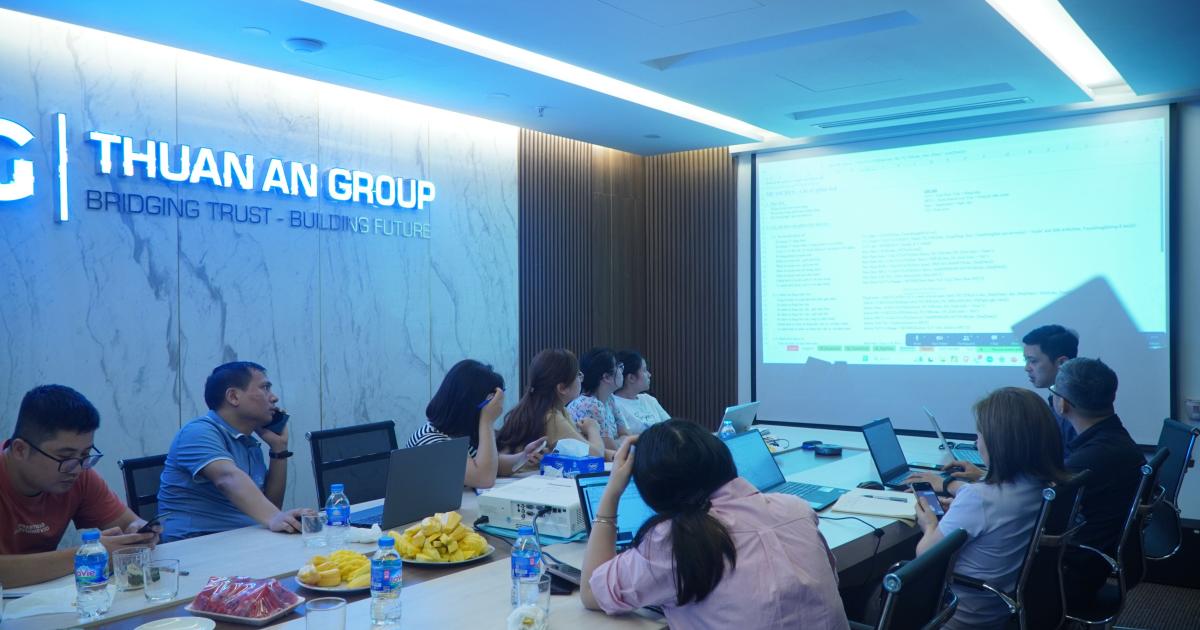 Học viên chăm chú trong các buổi đào tạo