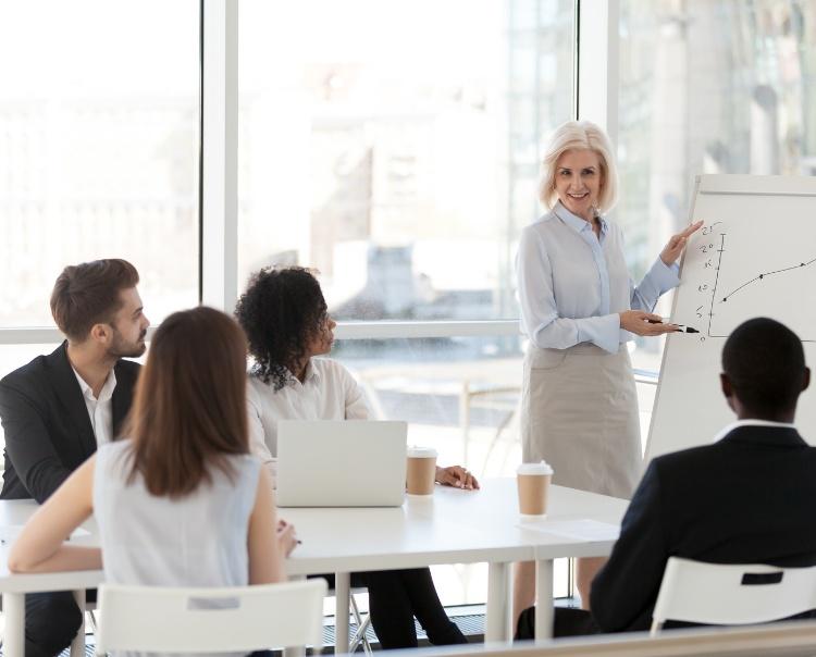 Xác định nguồn hỗ trợ mà nhân viên sẽ nhận được