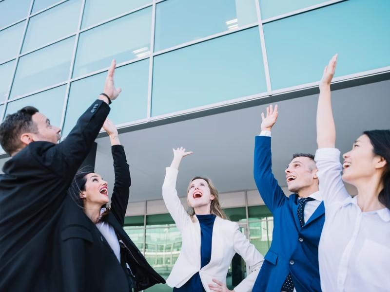 Quan tâm tới nhân viên và làm cho họ cảm thấy mình có giá trị trong công việc