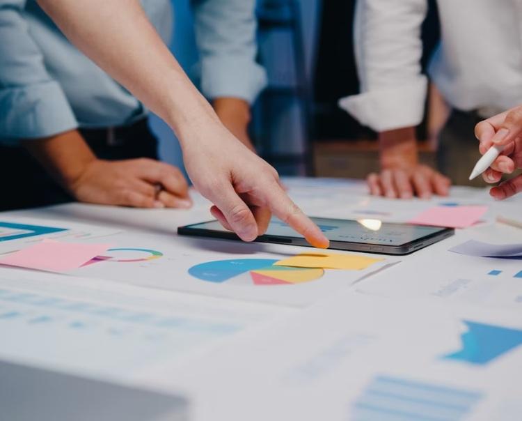 Phê bình nhân viên có chất lượng công việc thấp