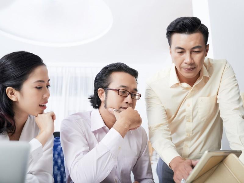 Lắng nghe và thấu hiểu nhân viên là một trong những kỹ năng quản lý khó nhất