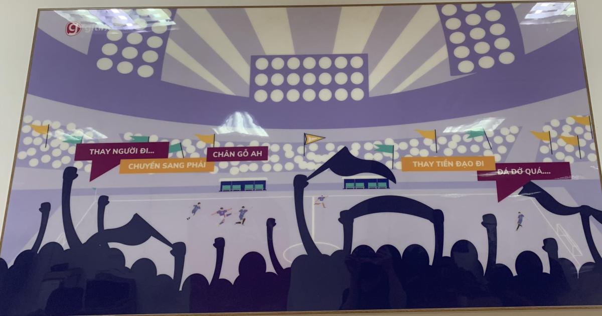 Hình ảnh thể hiện mô hình “trên khán đài dưới sân cỏ”