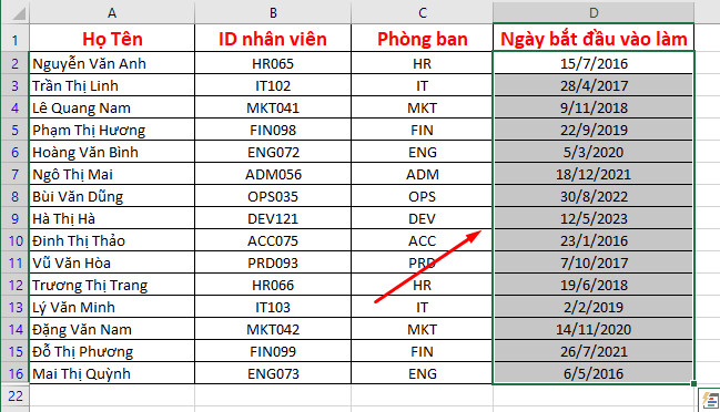 Chọn biểu tượng sắp xếp thứ tự trong nhóm Sort and Filter