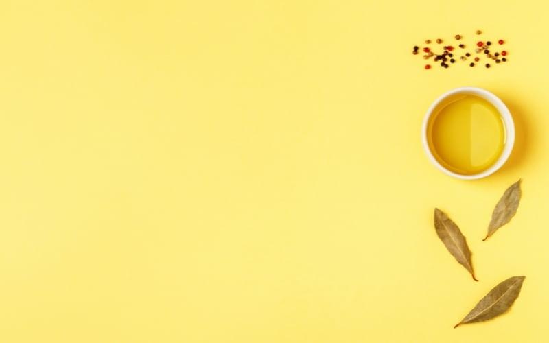 hình nền Powerpoint màu vàng nhạt 13