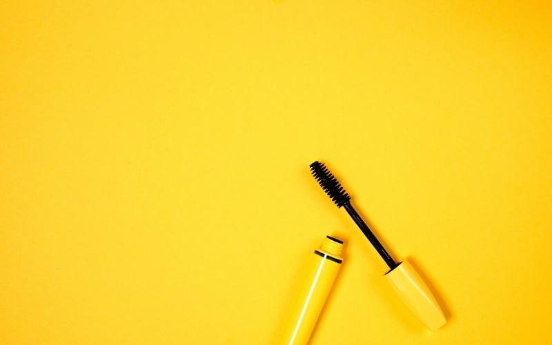 hình nền Powerpoint màu vàng nhạt 9