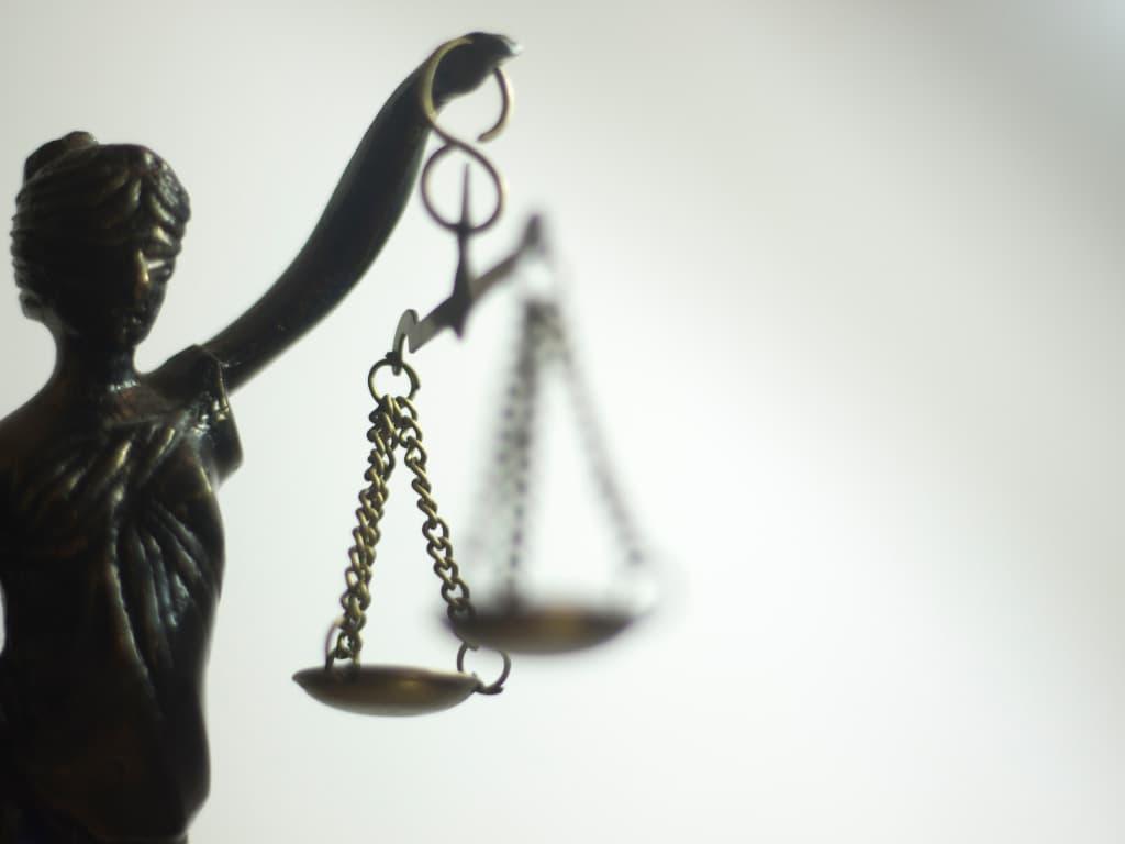 hình nền powerpoint về pháp luật 11