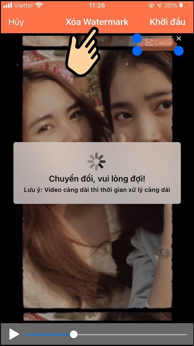 Bôi phần logo Capcut muốn xóa