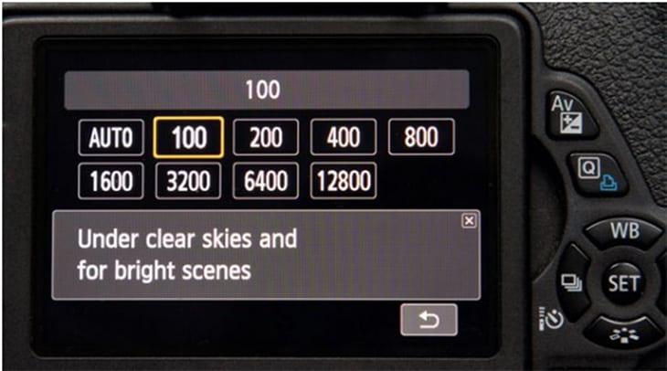 Điều chỉnh ISO ở mức 100