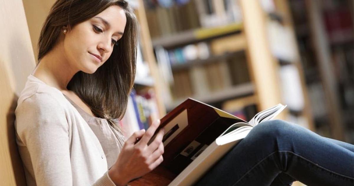 Đọc nhiều sách, tin tức