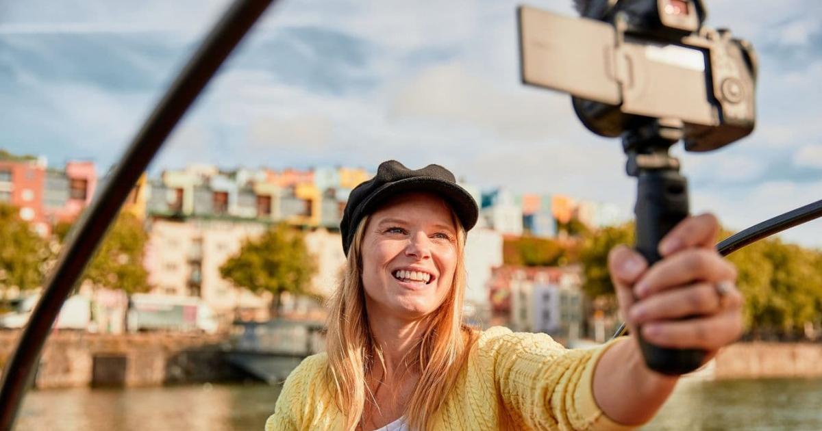 Làm vlog một ngày du lịch