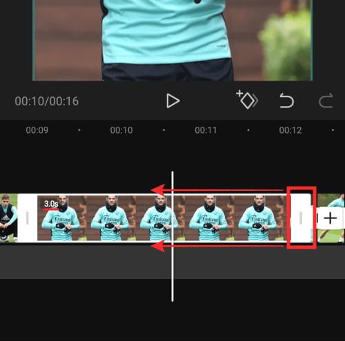 Nhấn và kéo điểm cuối của ảnh để thay đổi thời lượng