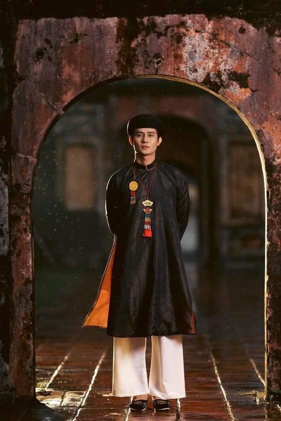 tạo dáng chụp ảnh tết cho nam 13