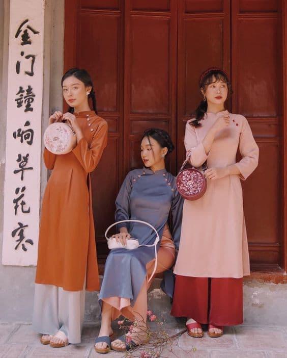 40+ cách tạo dáng chụp hình tết với áo dài cách tân đẹp lạ