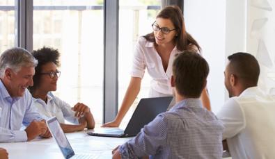 Kỹ năng lãnh đạo bao gồm những gì? Khám phá phẩm chất ưu tú!